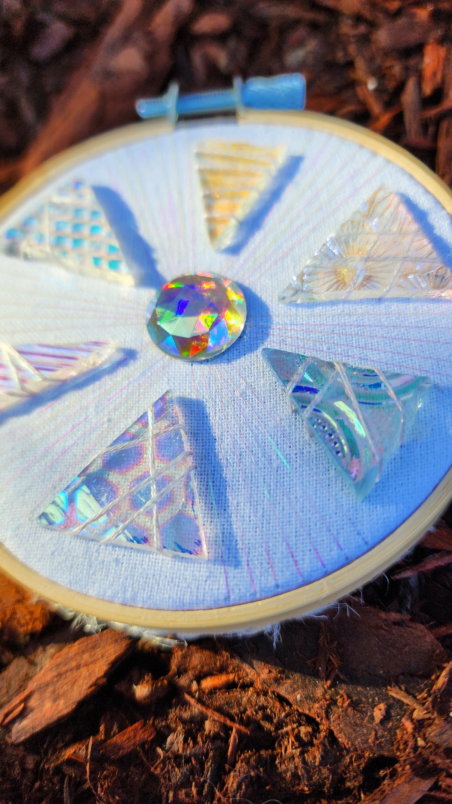 Irid Flower mini with gem