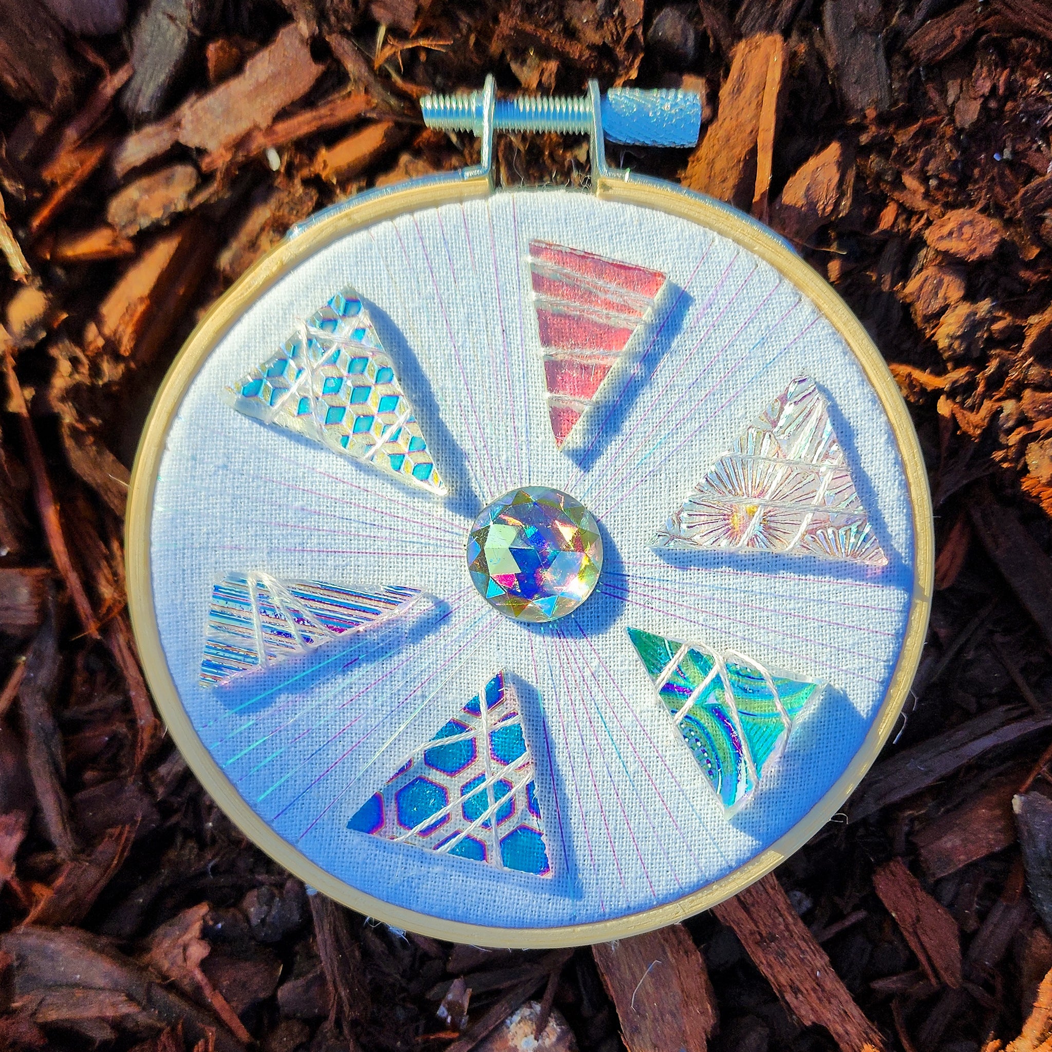 Irid Flower mini with gem